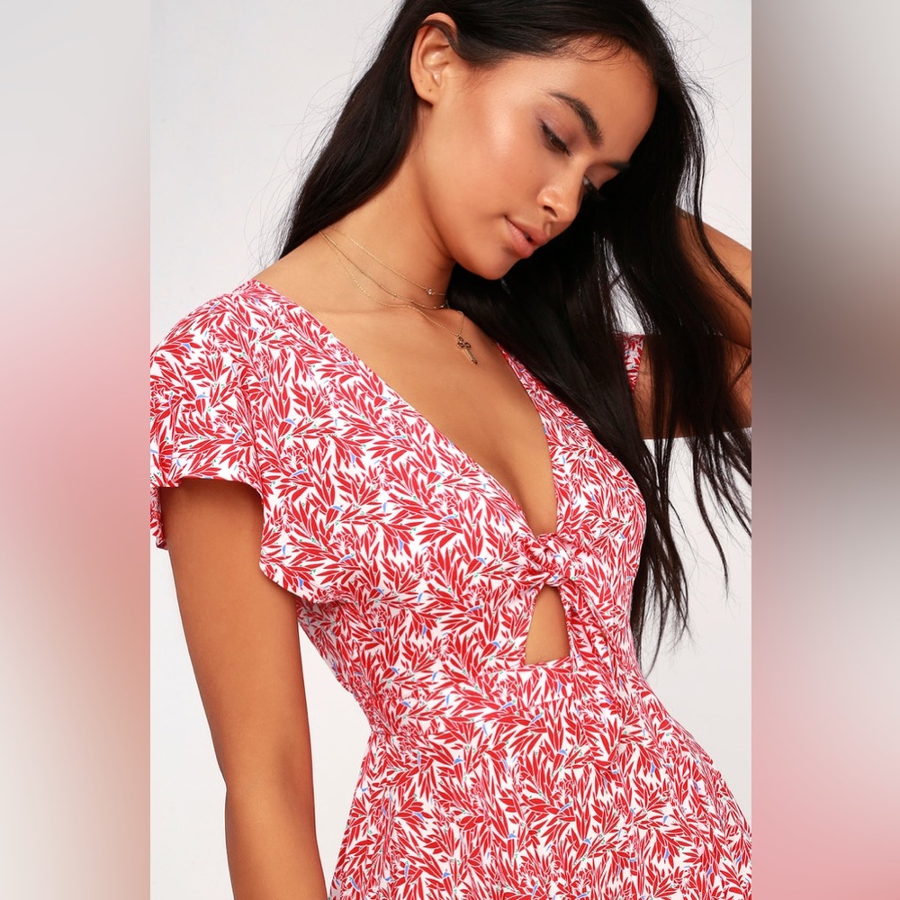 Lulu’s Romper - Red and White Print Tie-Front Short Sleeve Romper - Picture 2 of 3